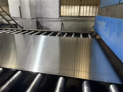 Grúpa iarainn agus cruach Benxi rolladh go rathúil 2180mm Ultra - Hot leathan...