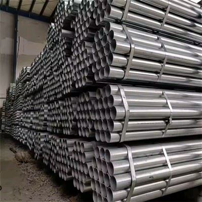 304 304L 316 316L 430 Babhta Sceidil 10 Píopa Cruach Dhosmálta